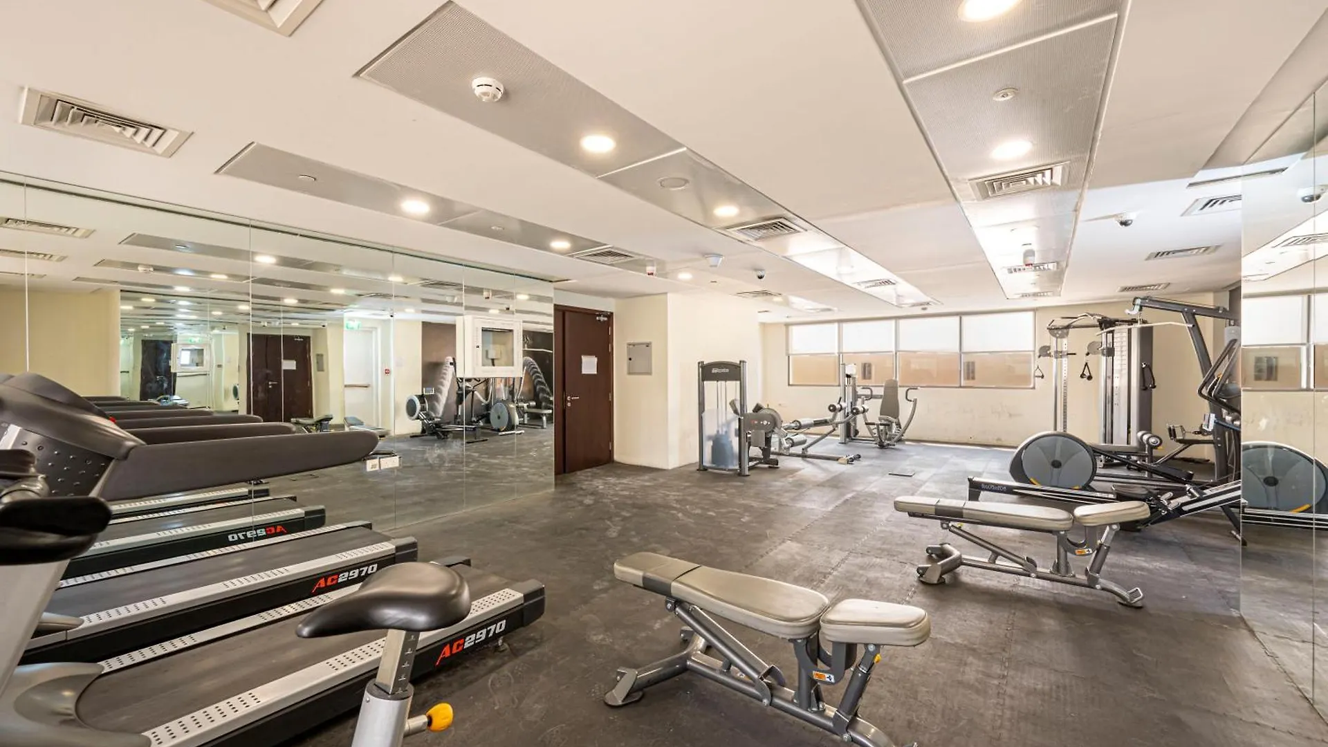 Luxurious Studio Near Dubai Silicon Oasis