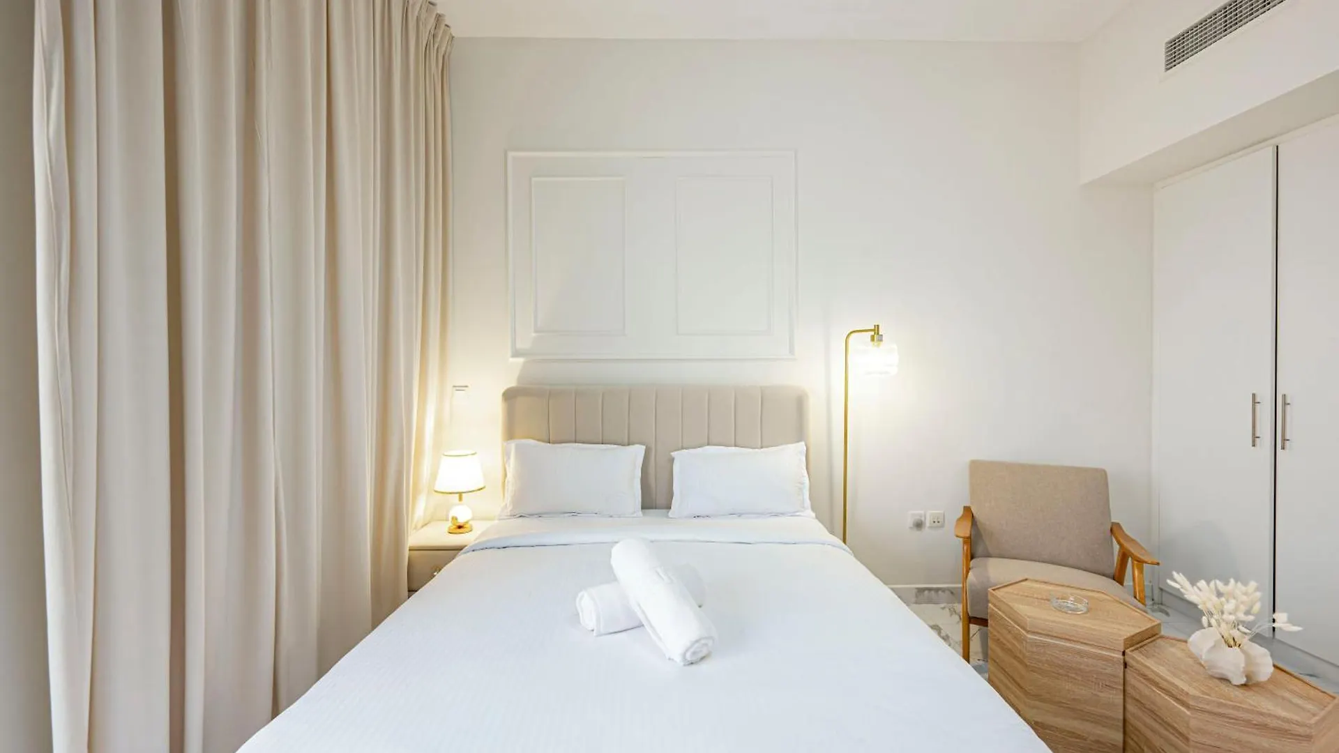 Luxurious Studio Near Dubai Silicon Oasis Appartamento