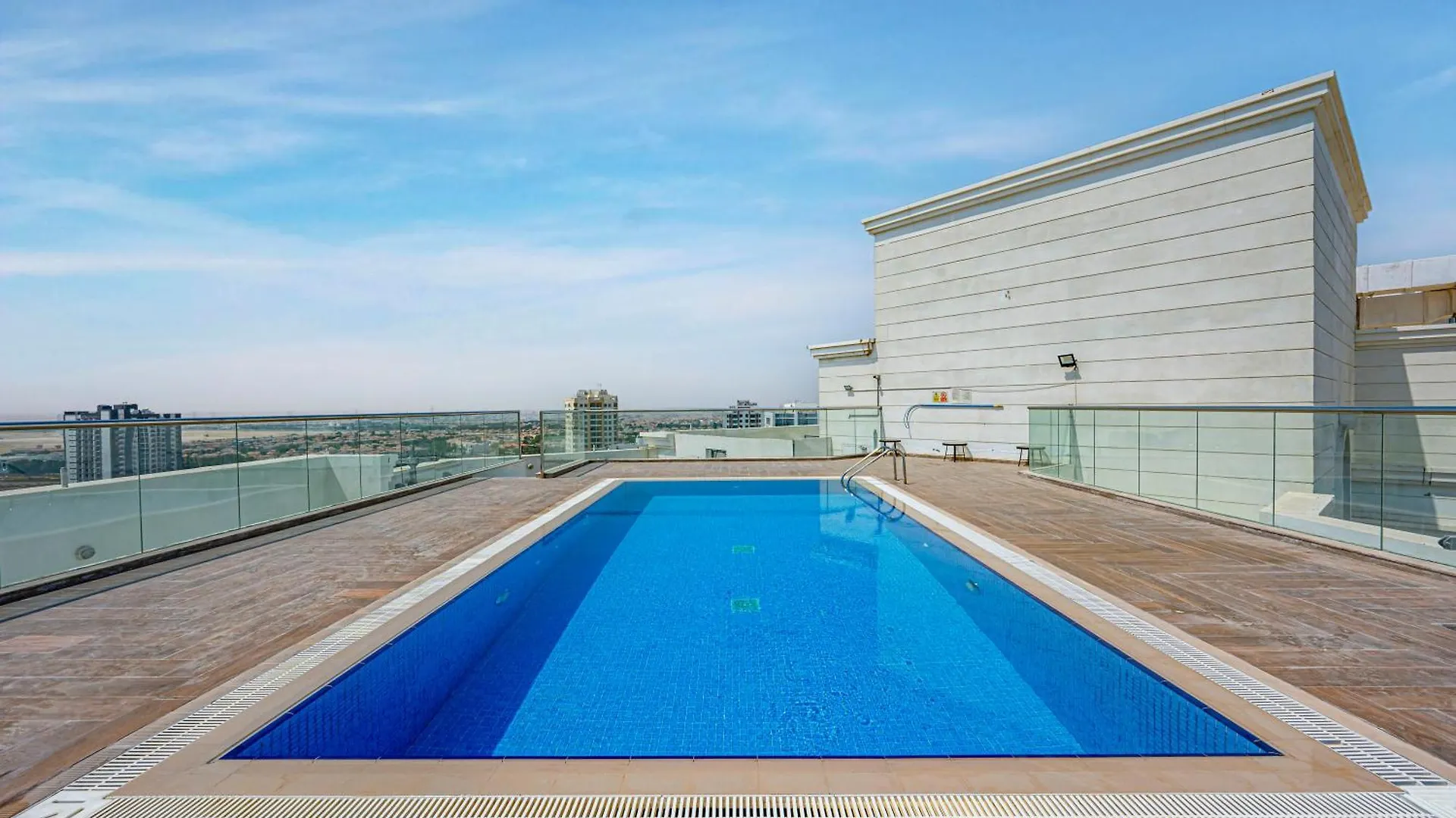 Appartamento Luxurious Studio Near Dubai Silicon Oasis